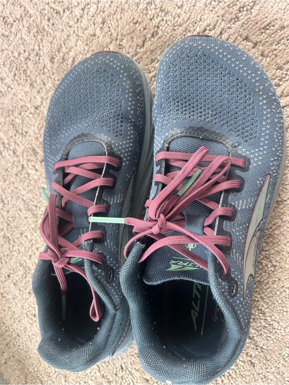 Altra Escalante Blue Athletic Shoes with Purple Laces